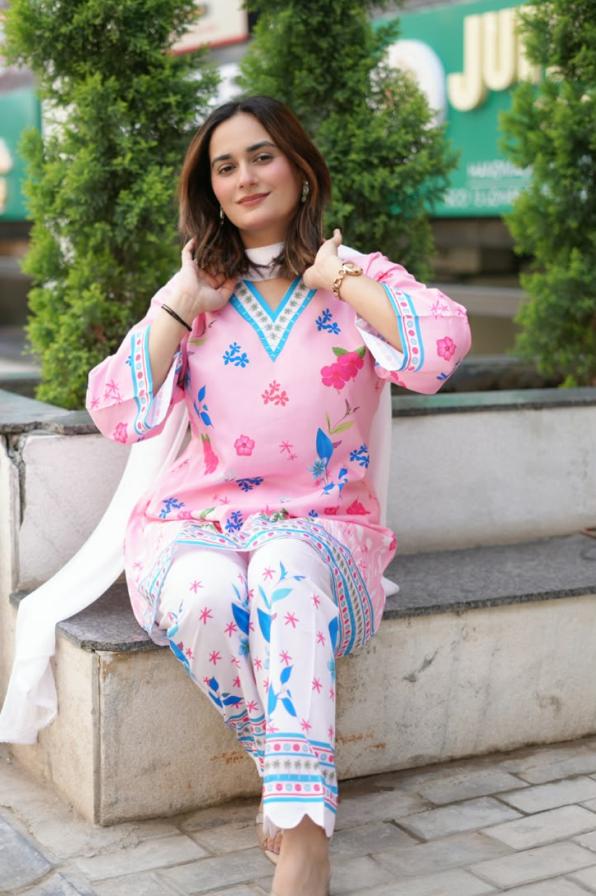 Pretty in Pink Printed Kurti & Trouser Set with Dupatta